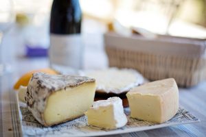 barnabys-brewhouse-devon-news-christmas-organic-lager-cheese